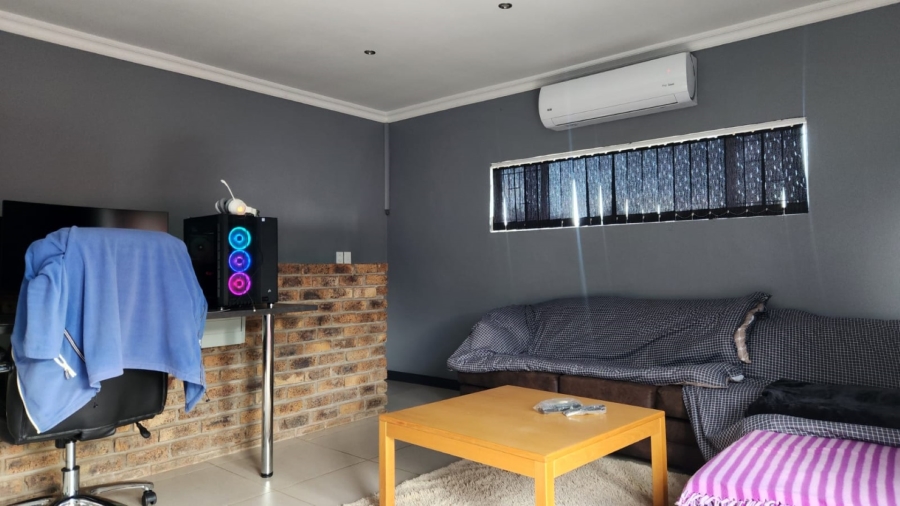 4 Bedroom Property for Sale in Melodie North West
